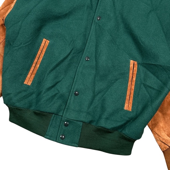 Sold - Picture 4 of 11